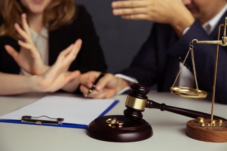What are the Challenges Faced by Divorce Lawyers?